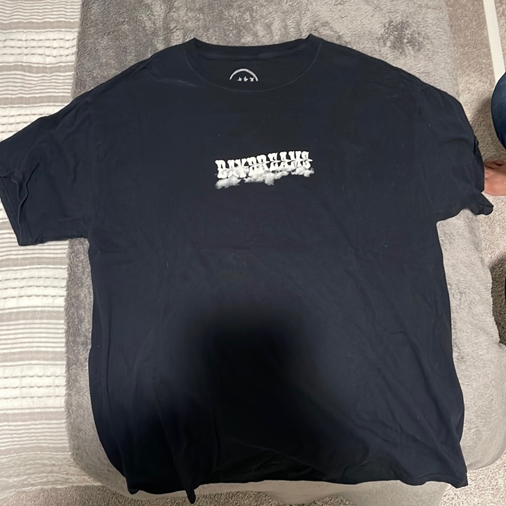 Black, daydreams shirt, size large
